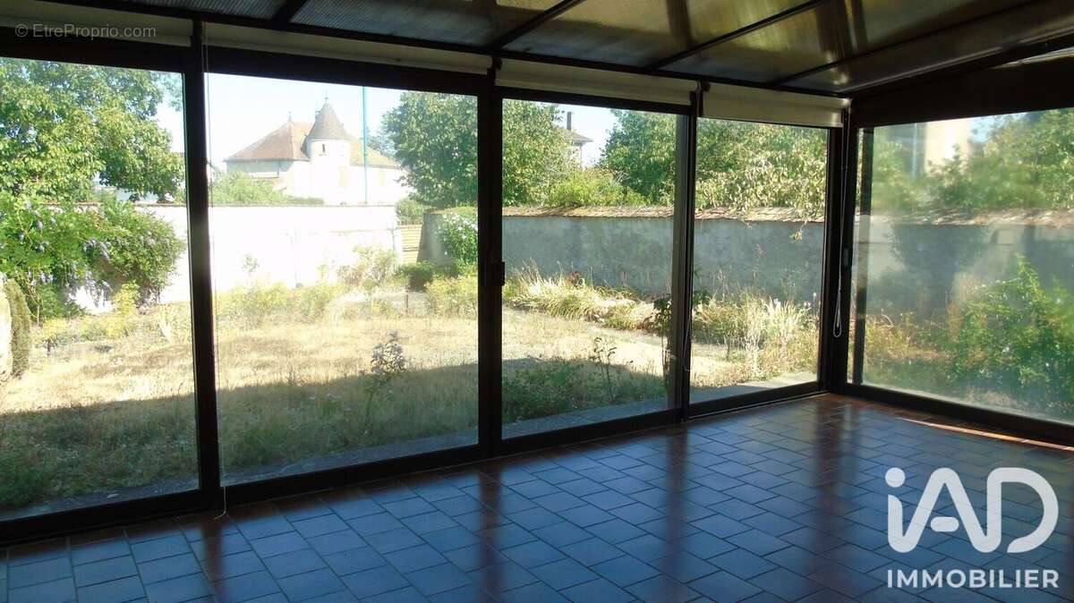 Maison 100 m² à Chambilly  - photo 9