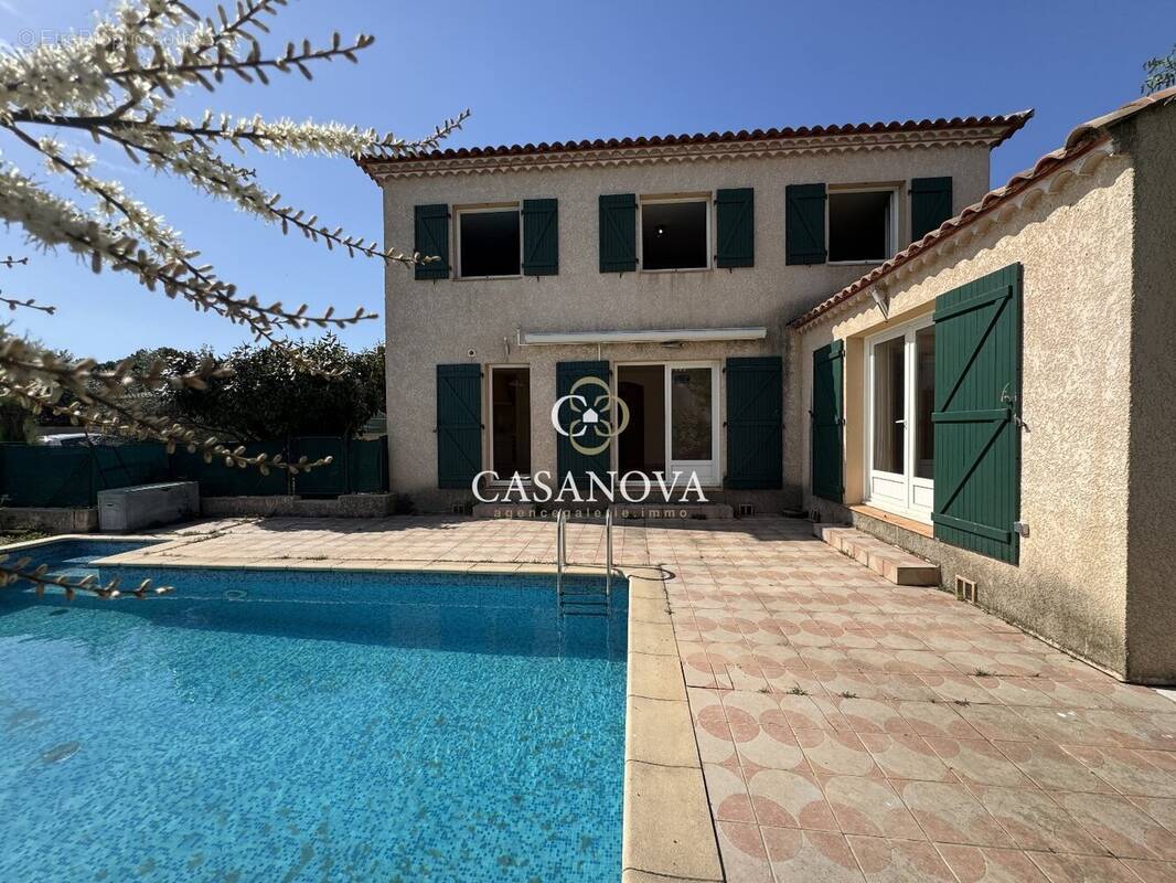 Maison à PERET