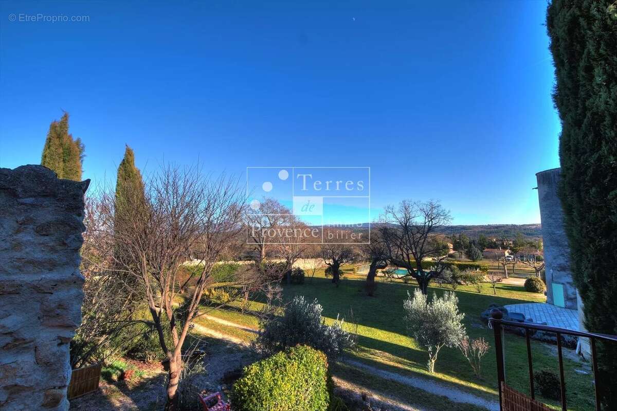 Maison à SAINT-LAURENT-DU-VERDON