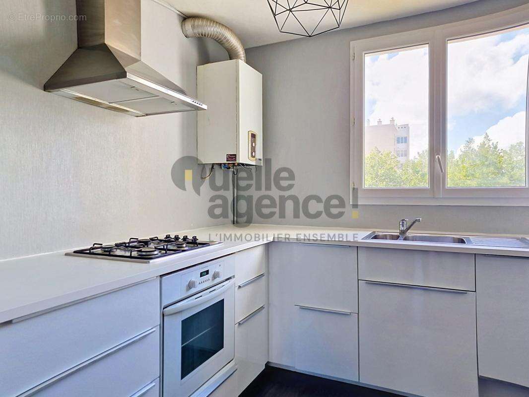 Appartement traversant meublé et clé en main – 78,87 m² – Brest (Kergoat) – 2ᵉ étage avec ascenseur - photo 6