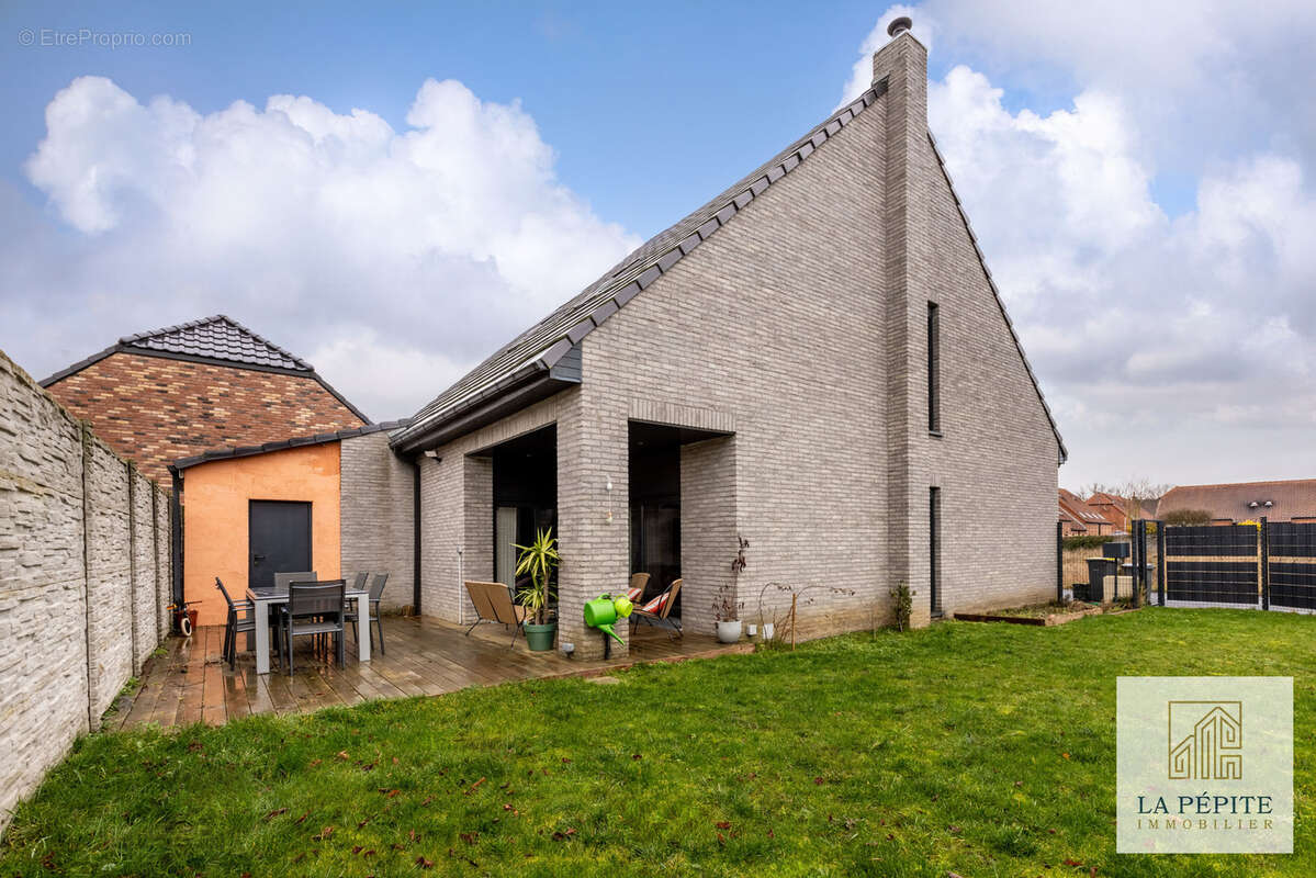 Maison à HERGNIES