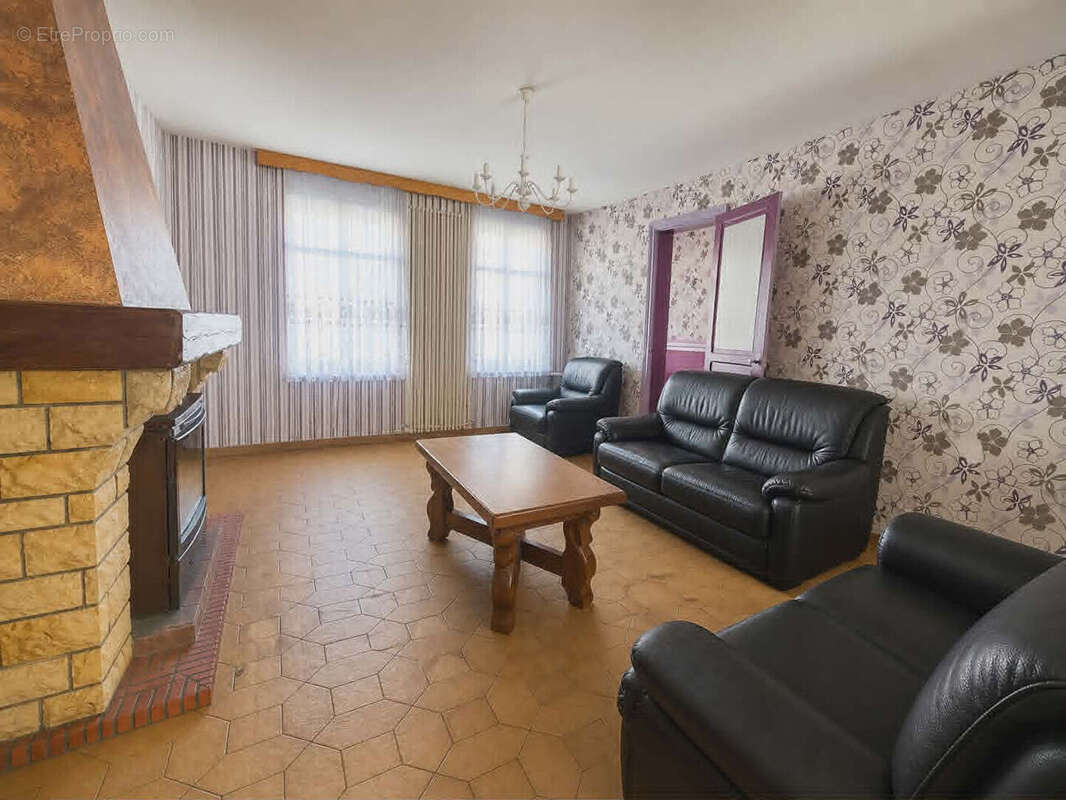 Maison à FRESNES-SUR-ESCAUT