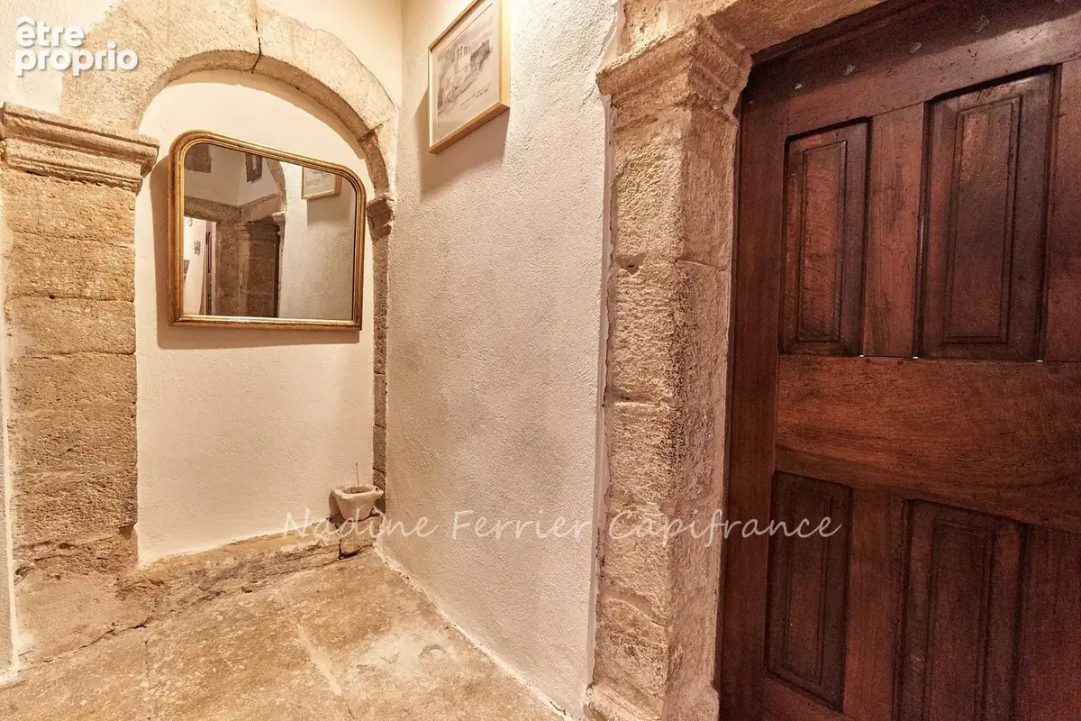 Jouques (13) – grande maison de village rénovée – 215 m² – 4 chambres – terrasse panoramique - photo 6