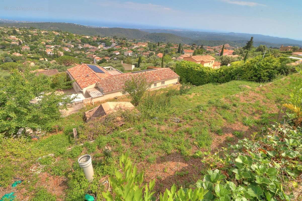 Maison à TOURRETTES-SUR-LOUP