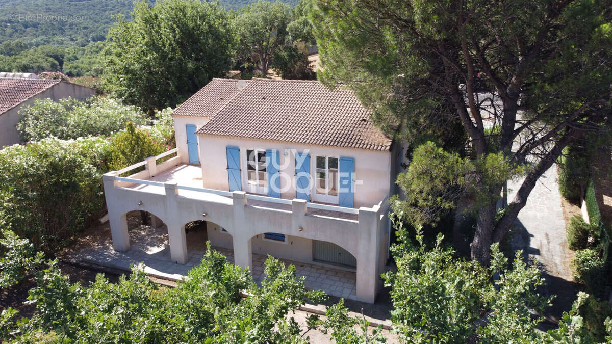Maison à COGOLIN