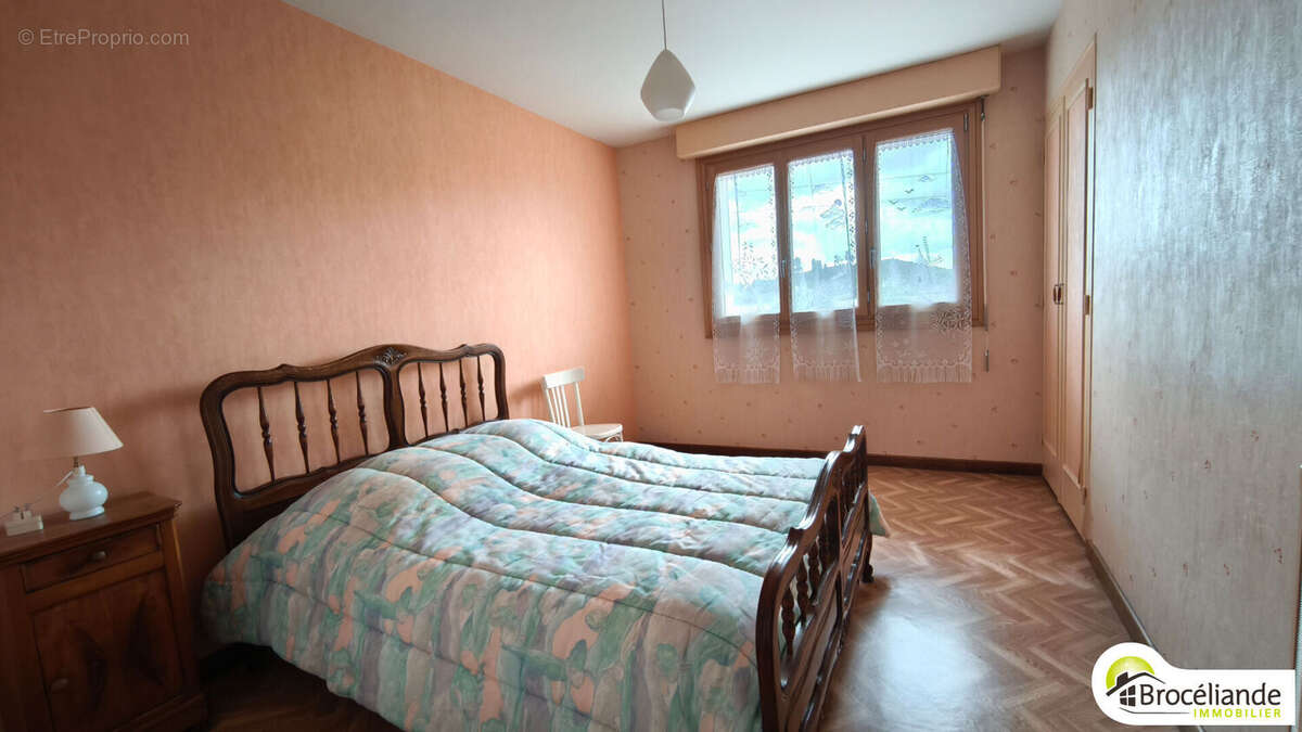 Maison à SAINT-GILLES