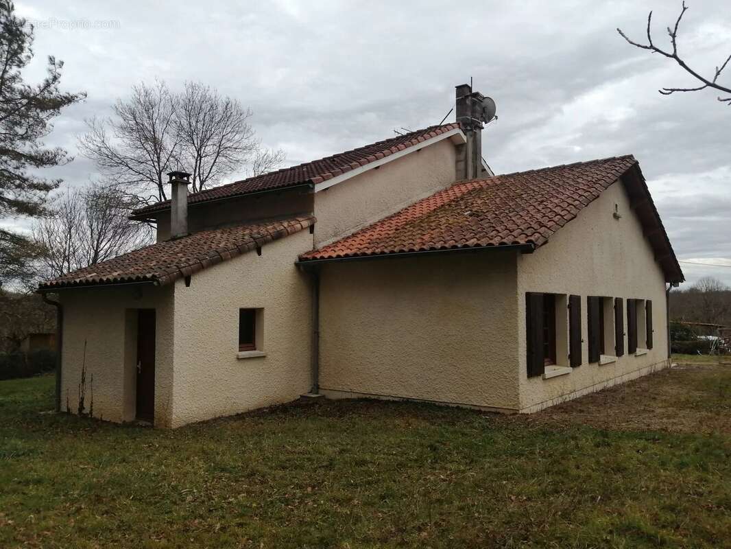 Maison à SAINT-LAURENT-DE-CERIS