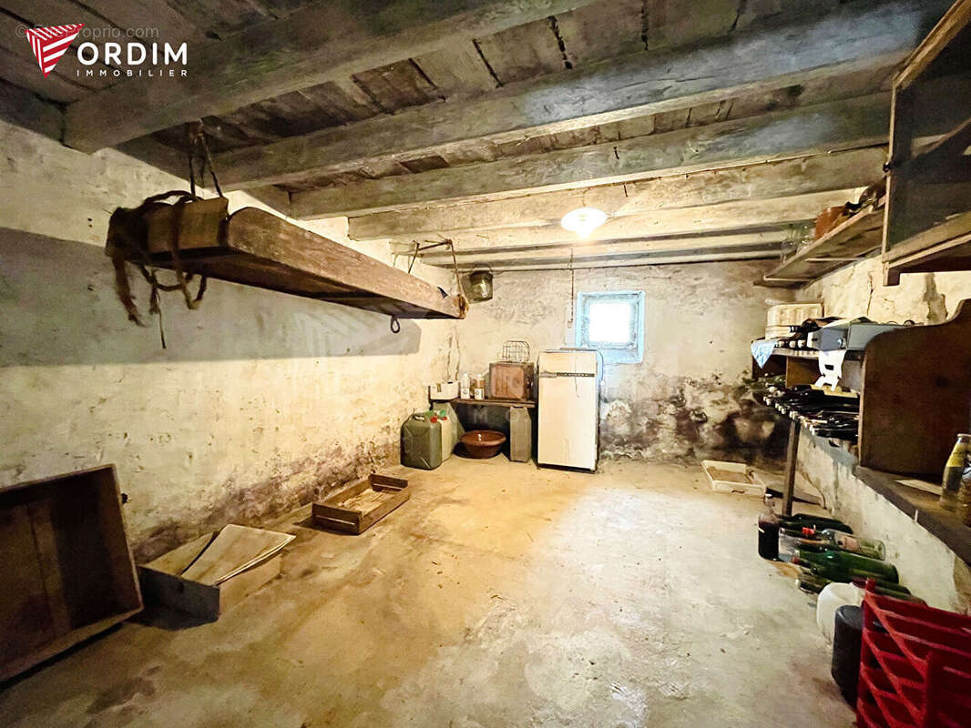 Maison à SAINT-SAUVEUR-EN-PUISAYE