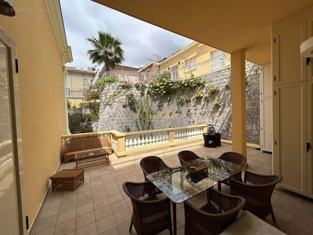 Menton Garavan – Luxueux 3 pièces avec vastes terrasses, vue mer panoramique - photo 11