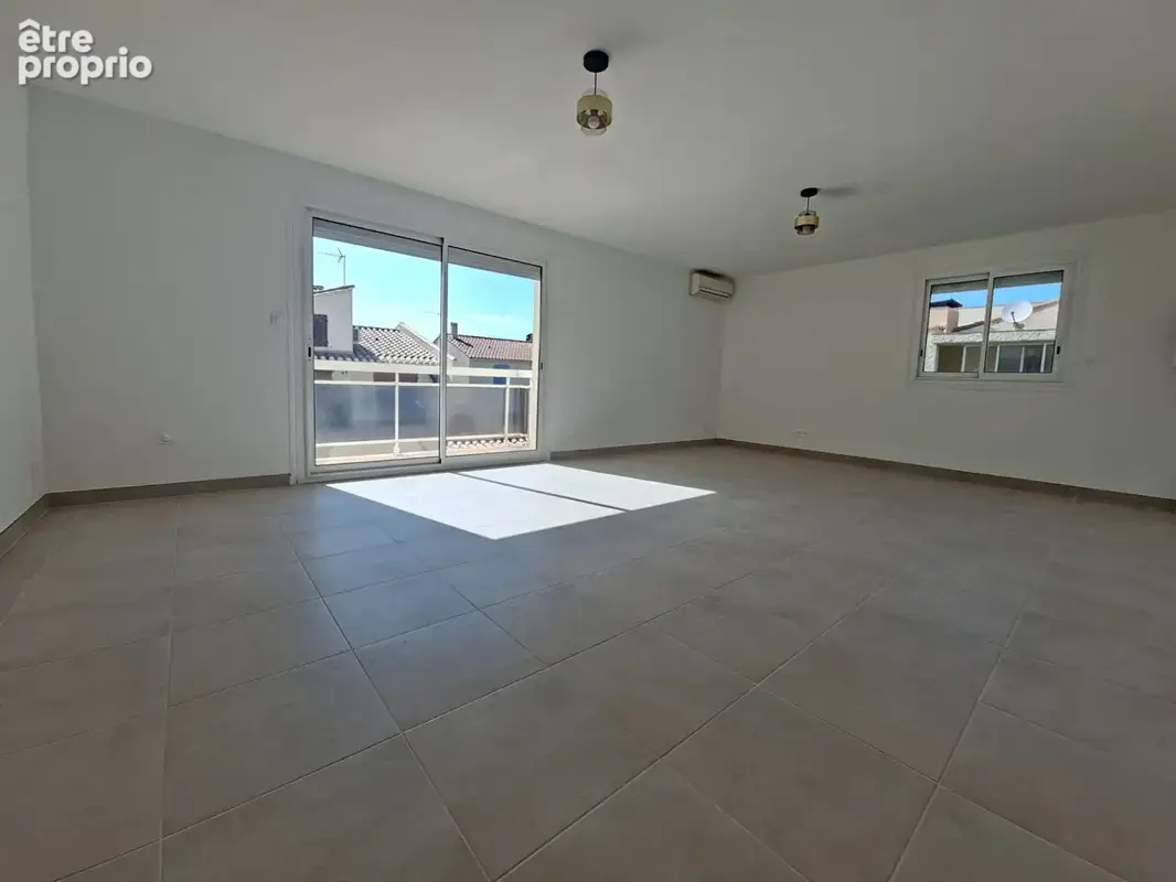 Perpignan SUD T4 de 107,51m2 avec parking, garage, terrasse et balcon - photo 2