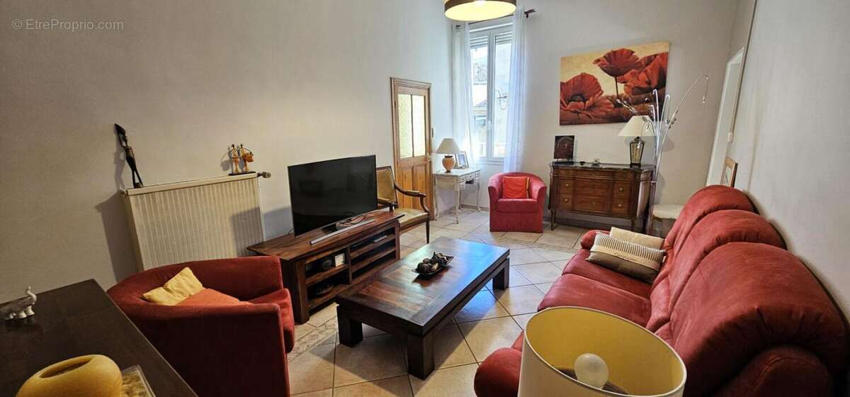 Maison à MONTELIMAR