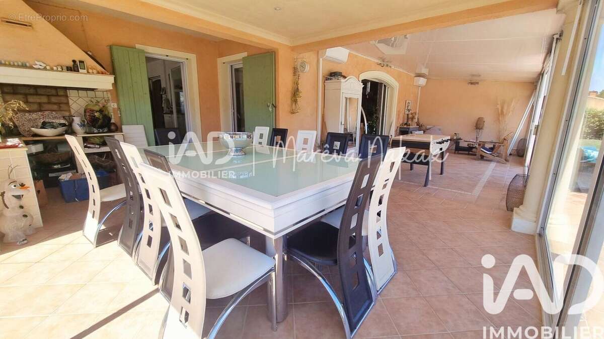 Maison 240 m² à Trans-En-Provence  - photo 9