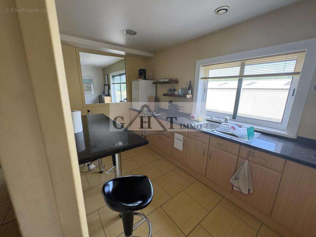 Bâtiment indépendant à vendre - photo 11