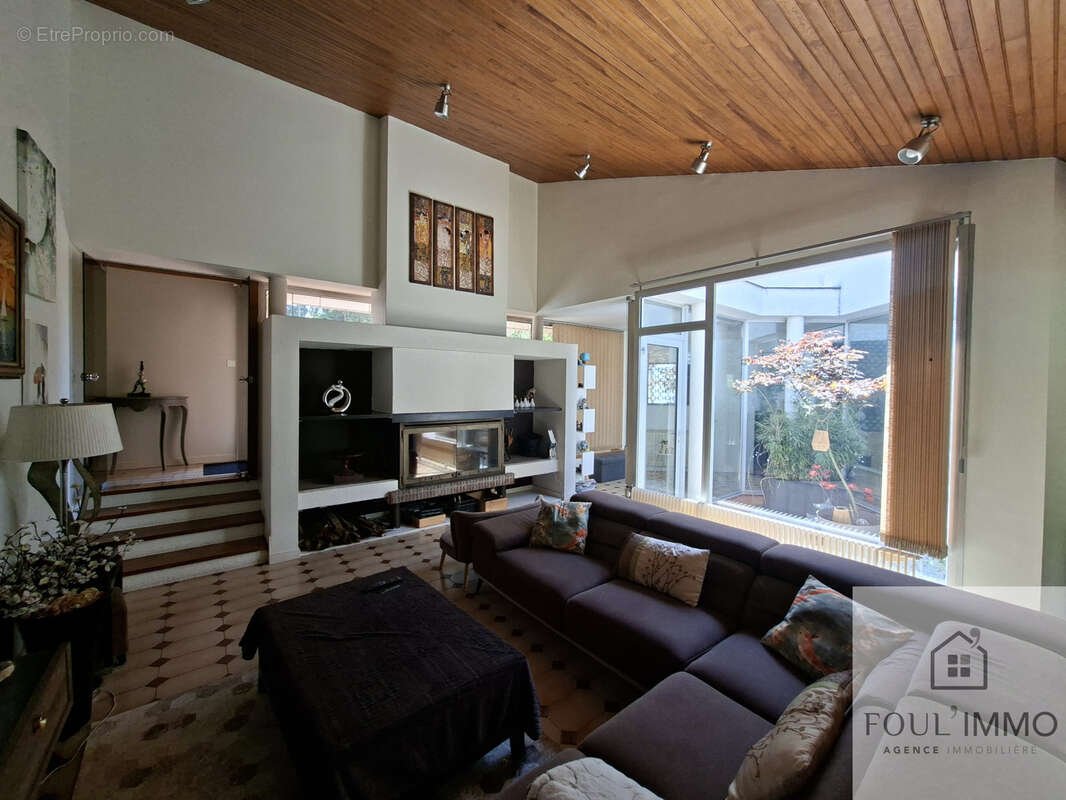 FOULAYRONNES Maison d'architecte 7 pièces, 4 chambres - photo 4