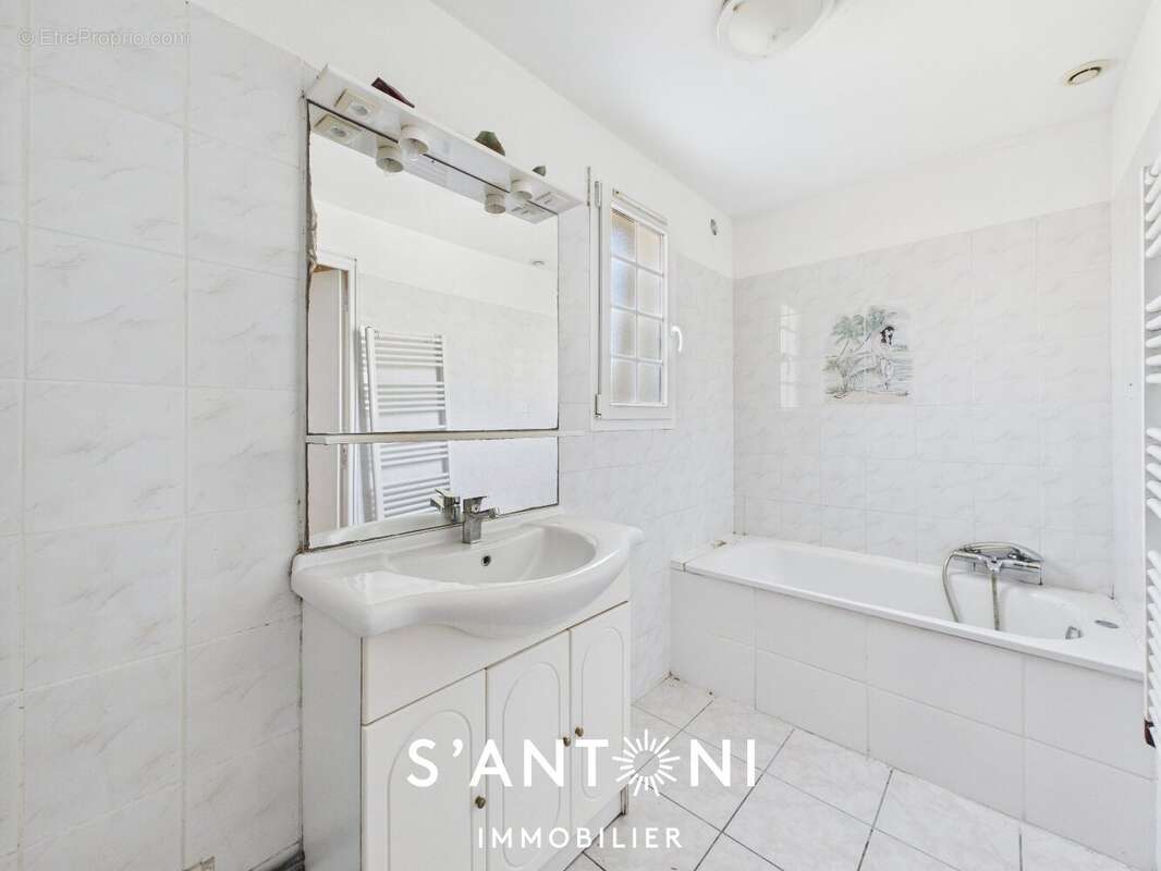 Maison à BALARUC-LE-VIEUX