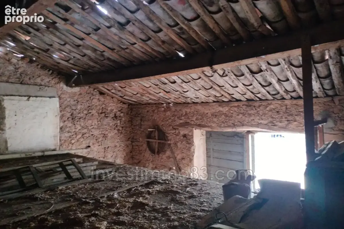 Maison 1 pièce à vendre à Saint-Maximin-La-Sainte-Baume (83470) - photo 3