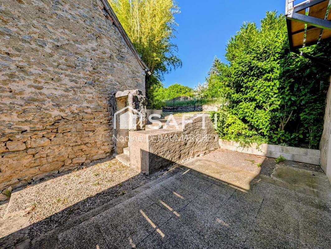 Photo 4 - Maison à PALINGES