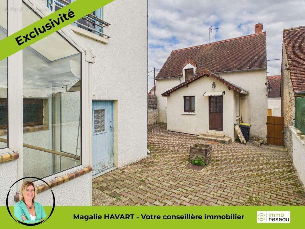 Maison à THENAY