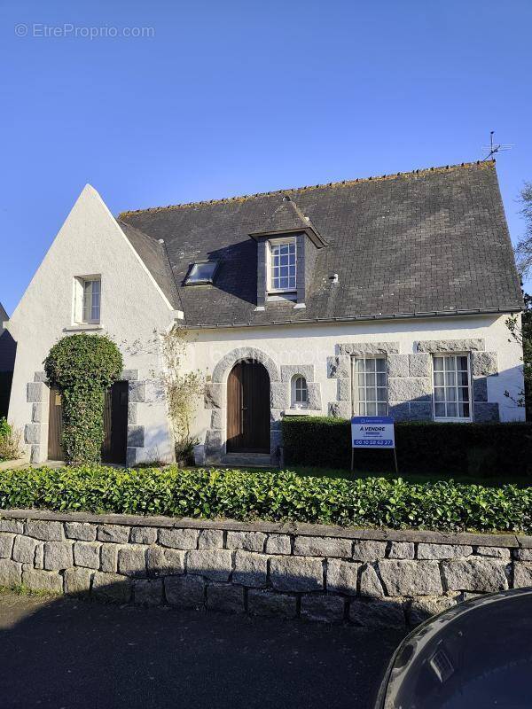 Maison à TREGUEUX