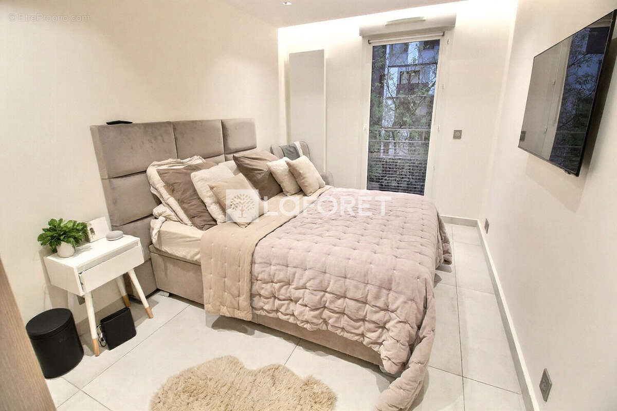 Appartement à GENNEVILLIERS