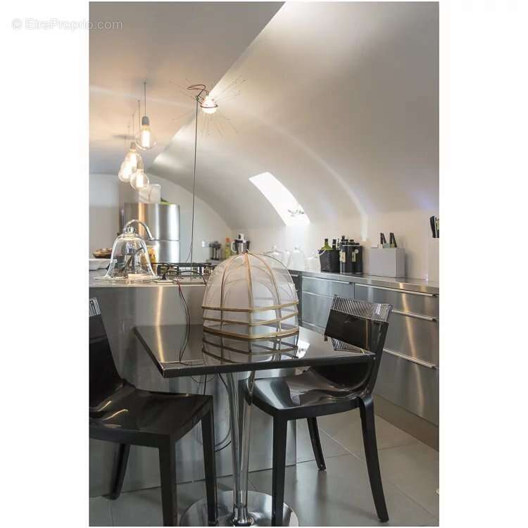 Appartement à ROQUEFORT-LES-PINS