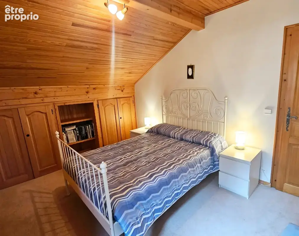 Les Chavannes, grand chalet avec terrain constructible - photo 10