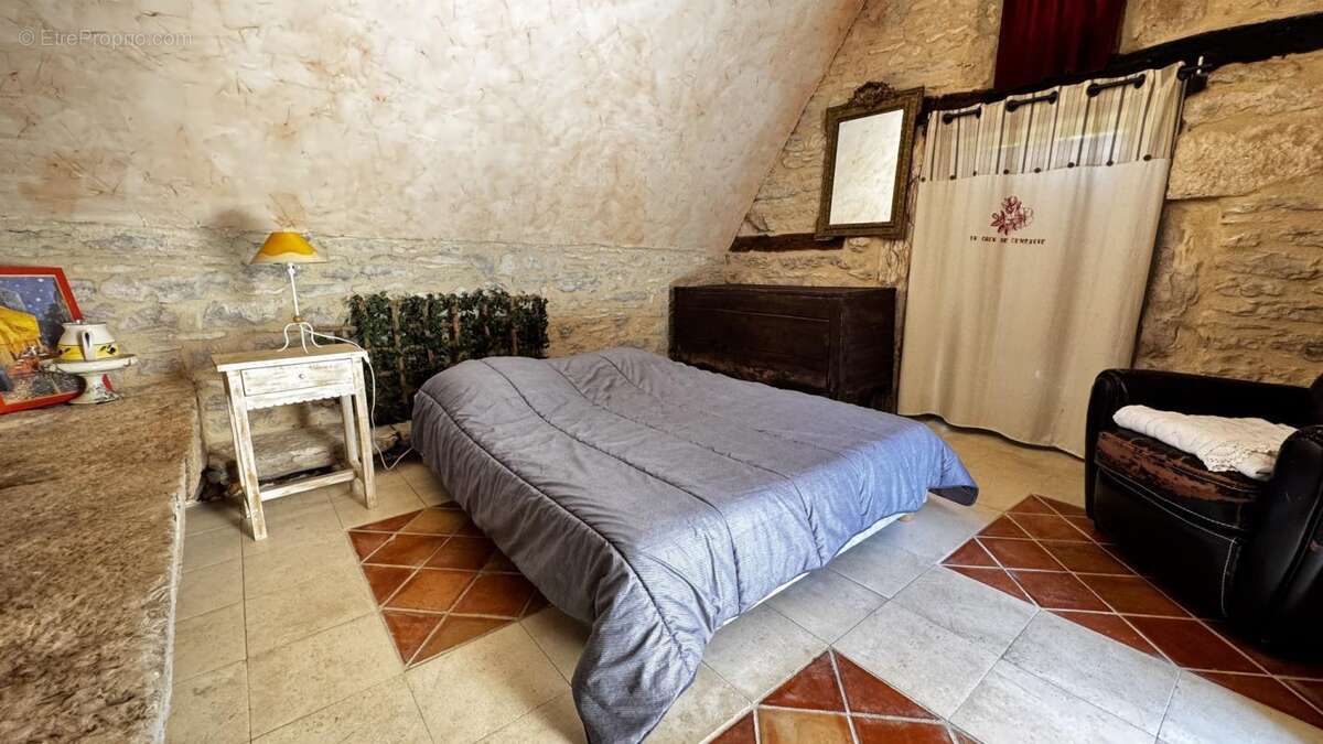 Maison à QUISSAC