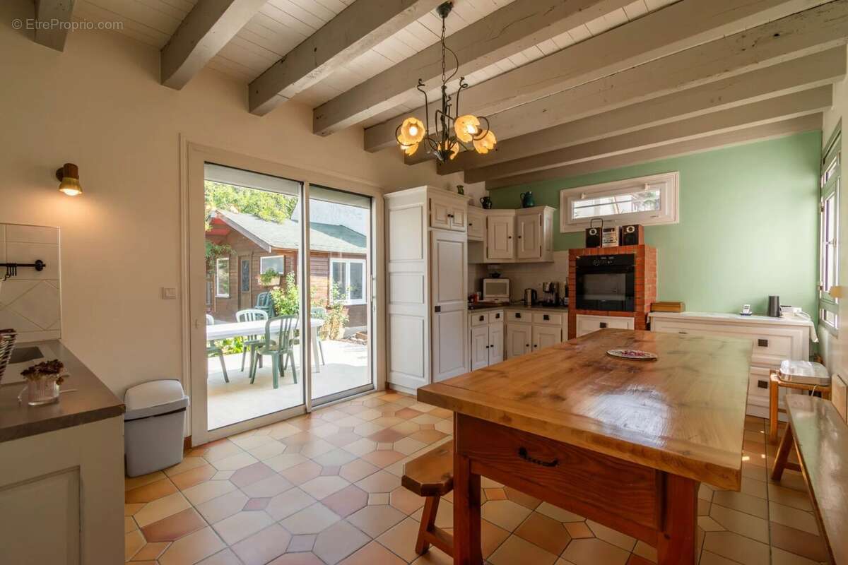 Maison 140 m² à Saint-Brice-Sous-Foret  - photo 4