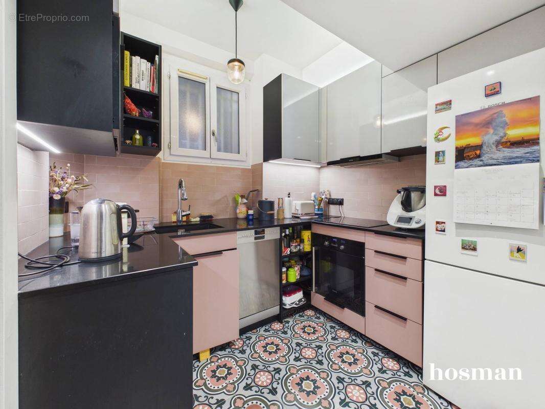 Appartement à PARIS-20E