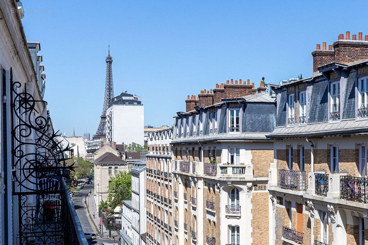 Appartement à PARIS-15E