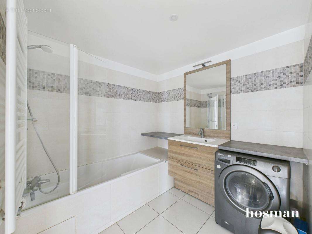 Appartement à LA GARENNE-COLOMBES