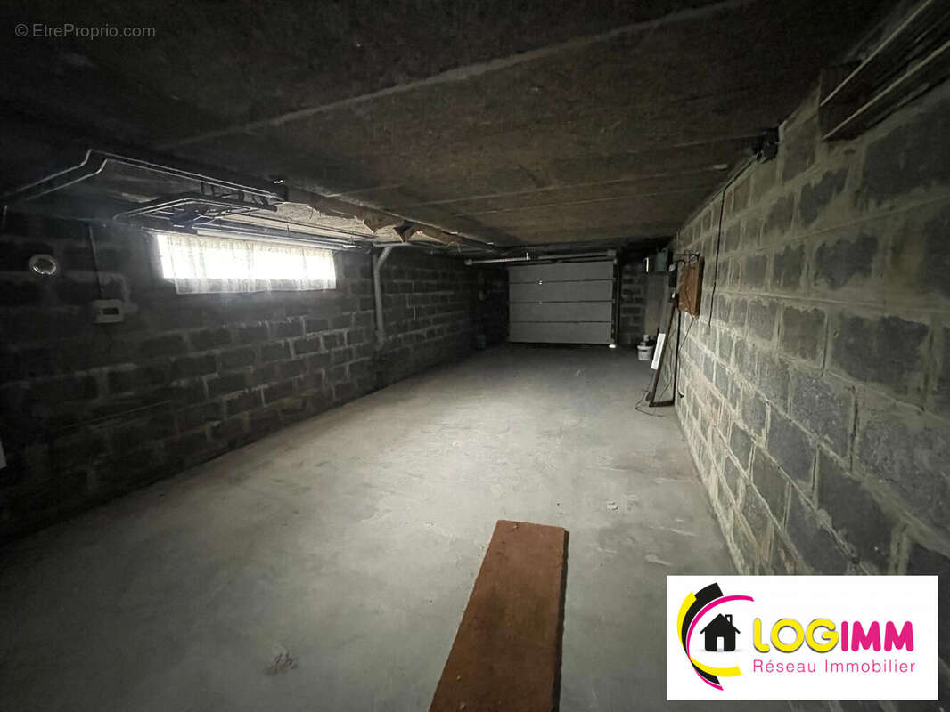 Maison à AULNOYE-AYMERIES