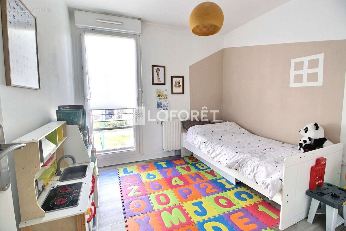 Appartement à GENNEVILLIERS