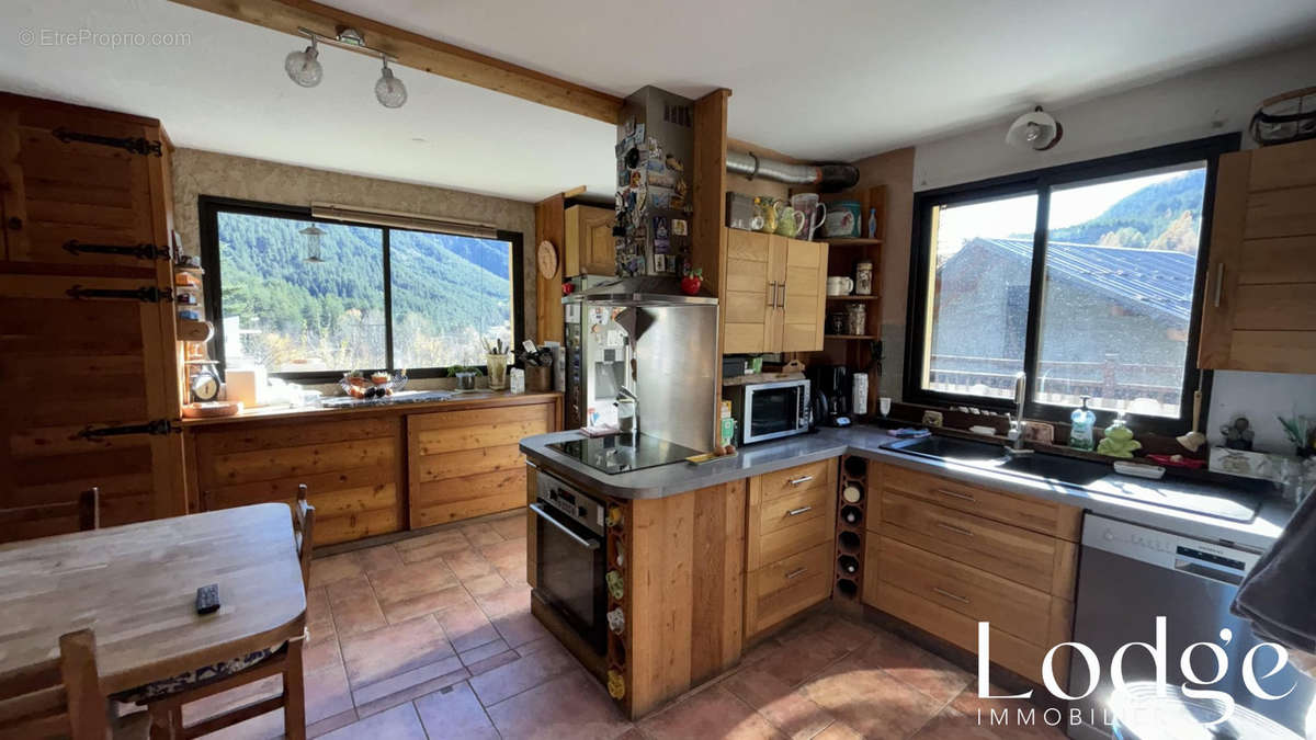 Maison à VAL-DES-PRES