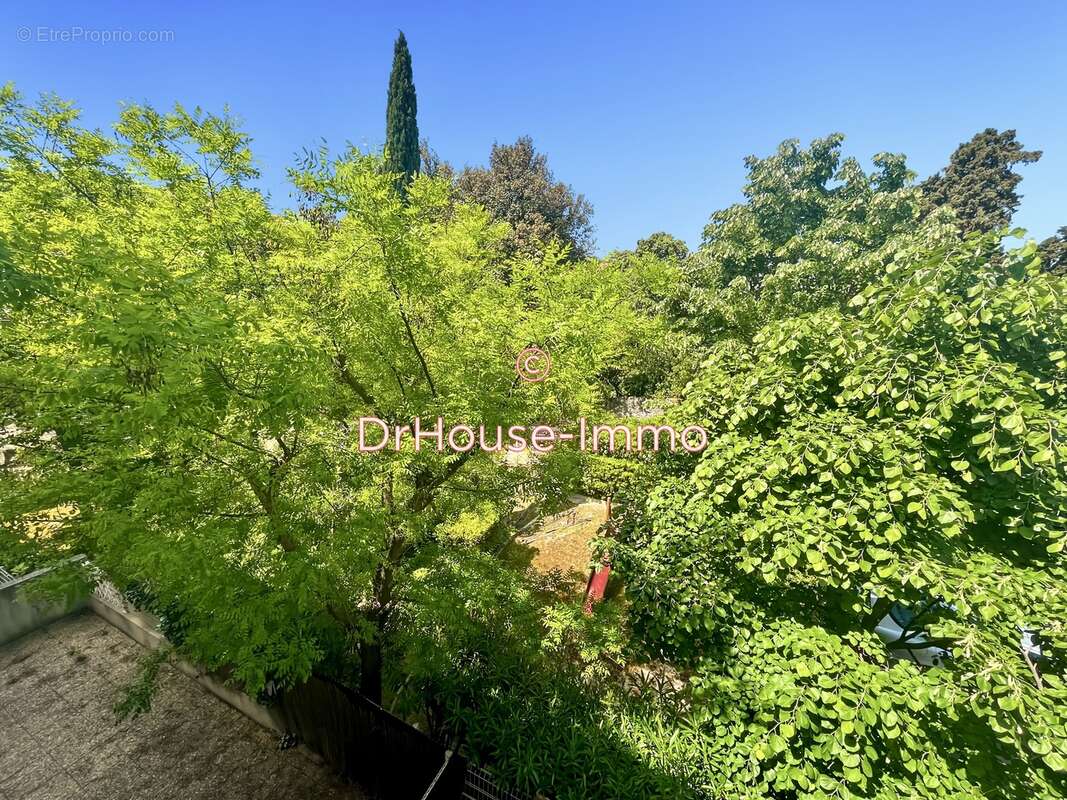 Appartement à MARSEILLE-12E