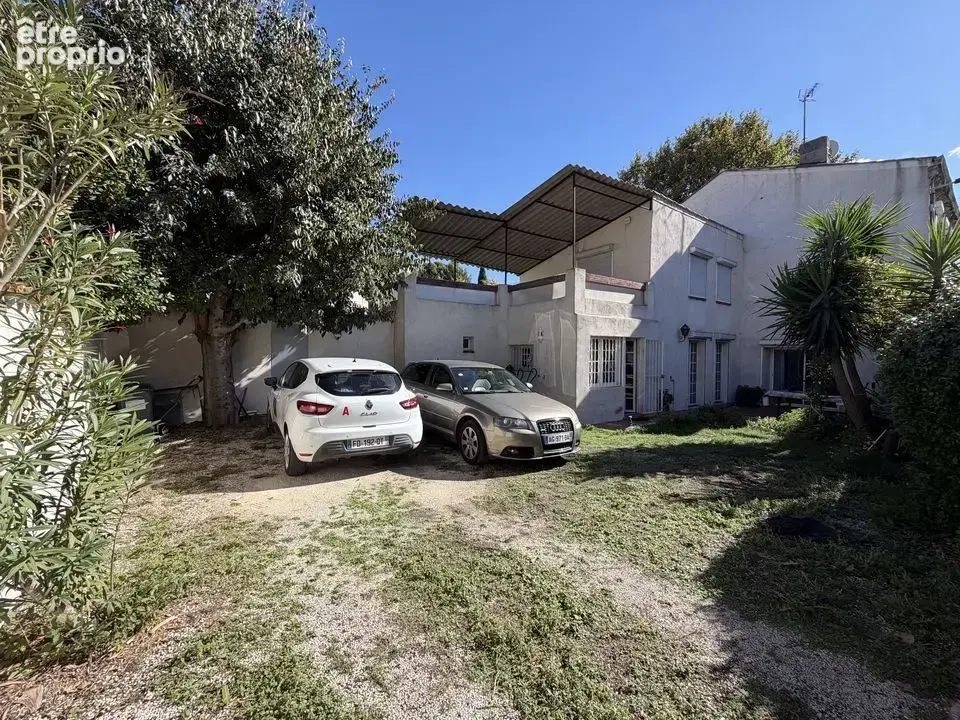 Maison a vendre T5 - 13011 - Accates - Camoins - jardin - - Maison à MARSEILLE-11E