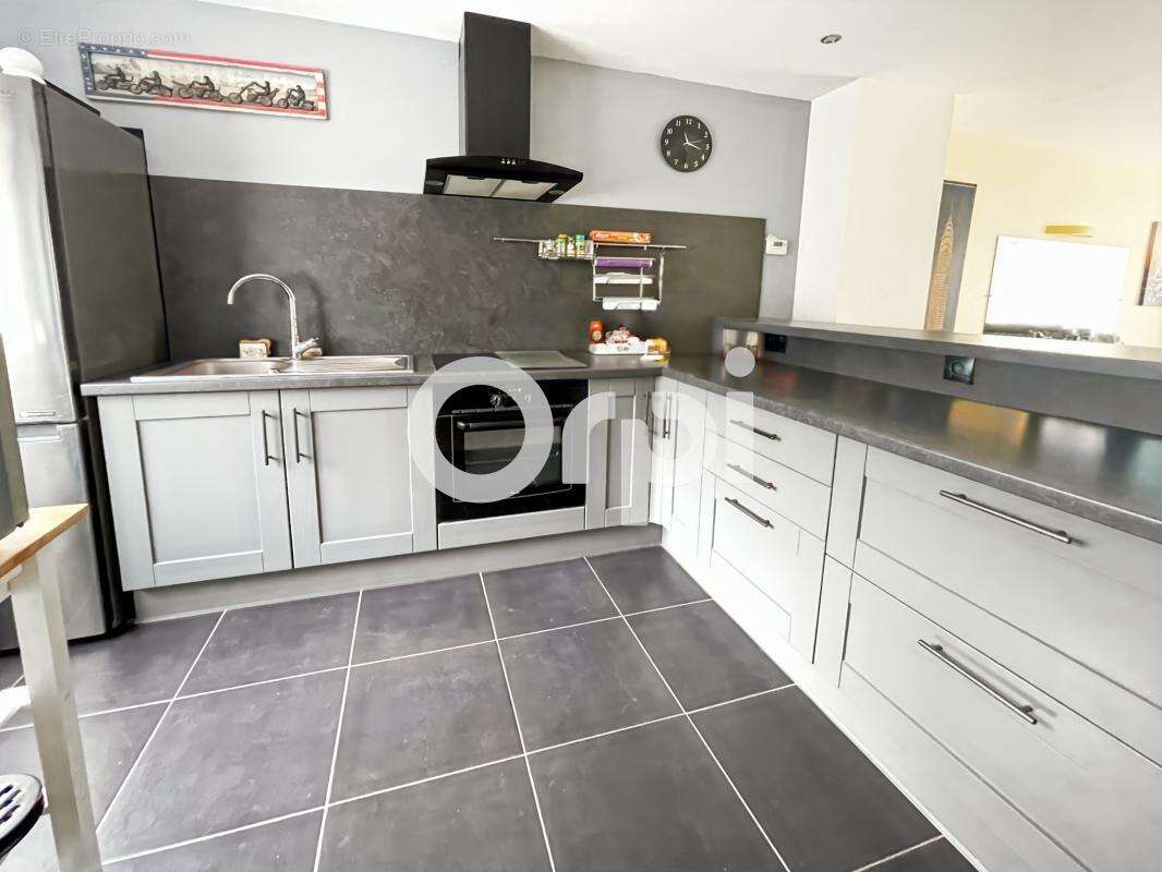 Maison à SAINT-MARTIN-BOULOGNE