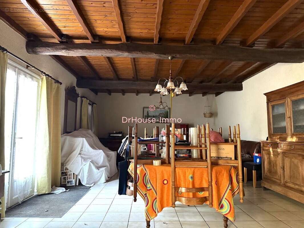 Maison à NEUVILLE-DE-POITOU