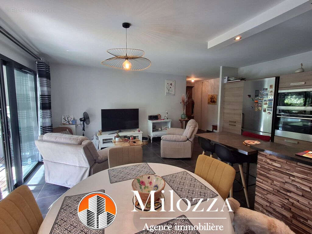 Appartement à HEYRIEUX