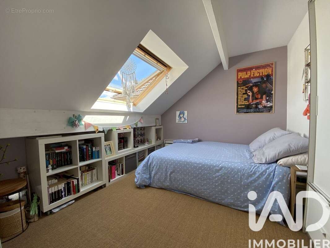 Photo 8 - Appartement à BAILLY-ROMAINVILLIERS