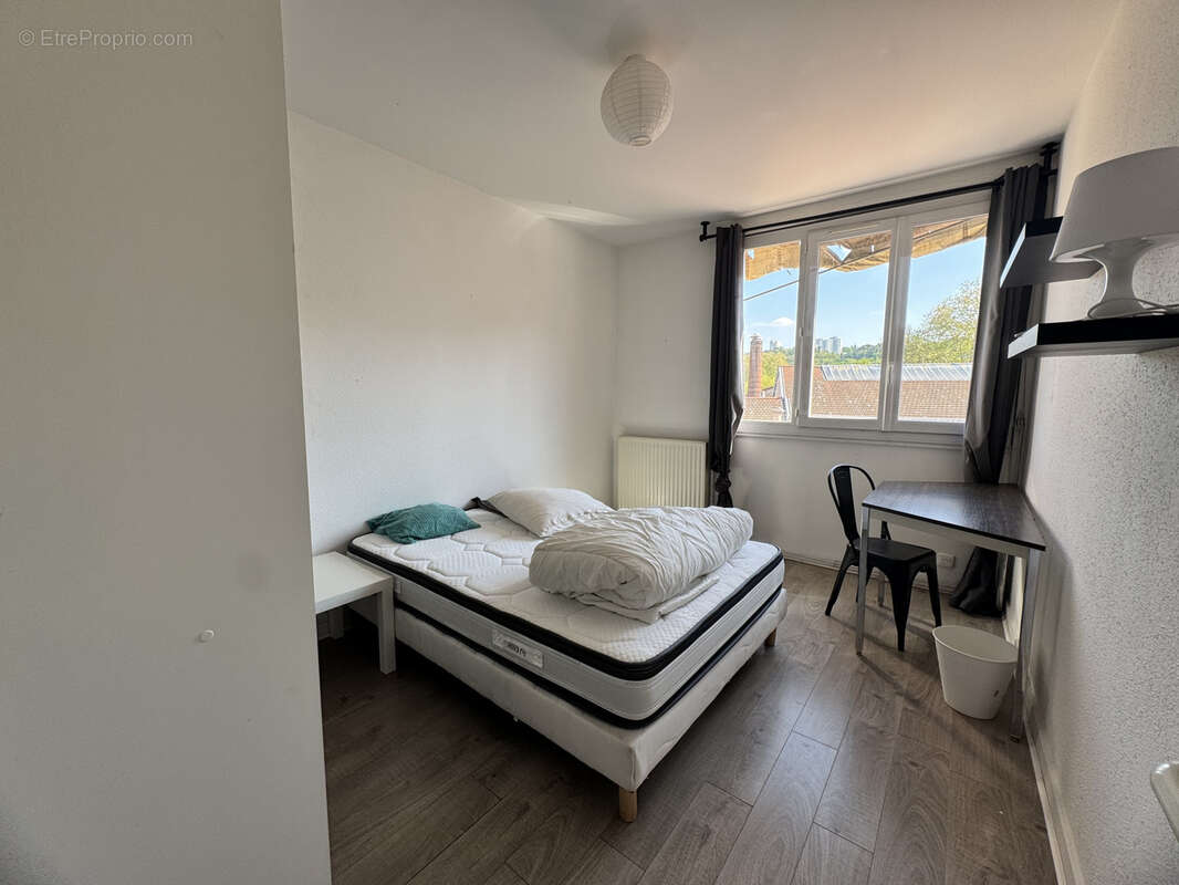 Appartement à LYON-9E