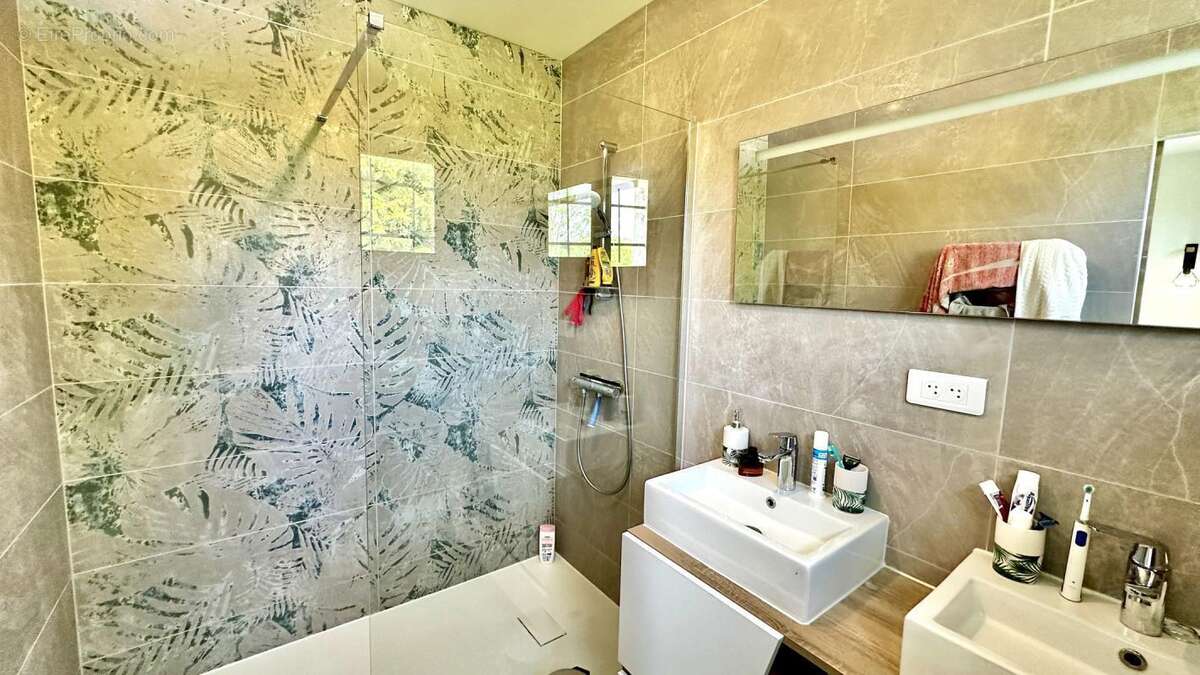 Maison à MONTIGNY-SUR-LOING