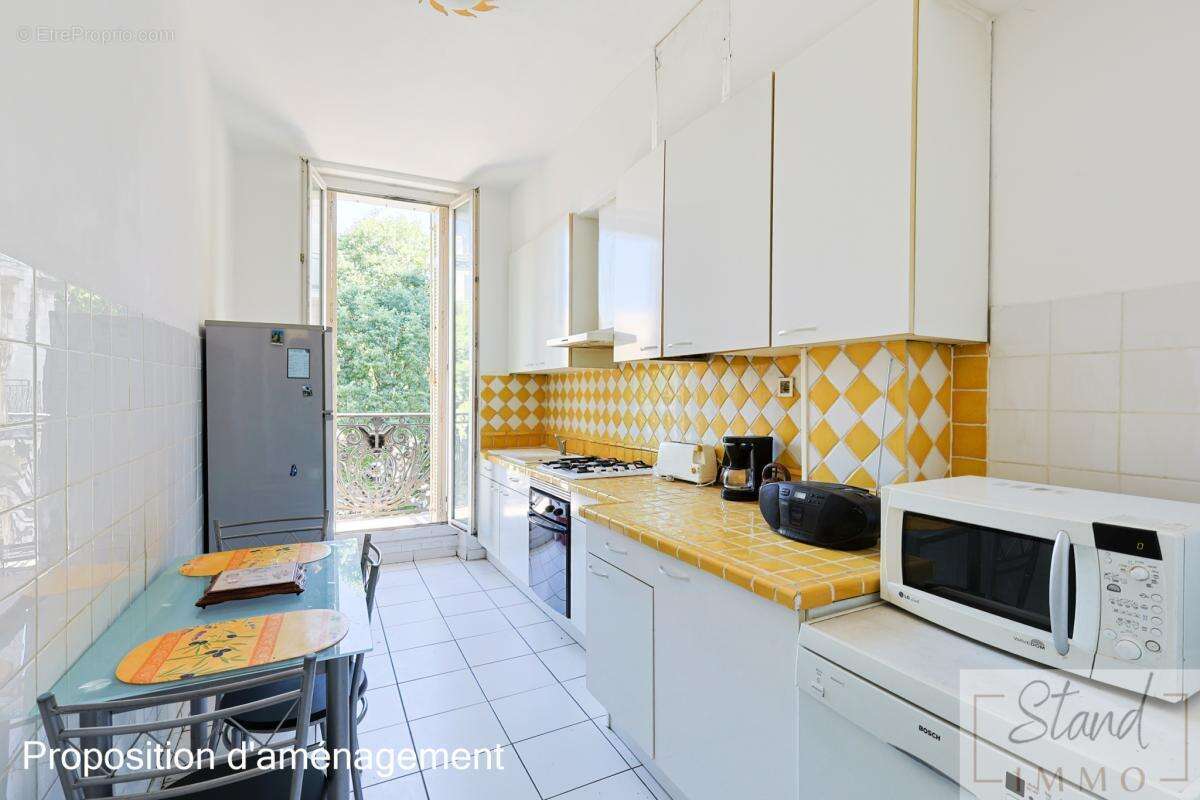 Appartement à MARSEILLE-6E