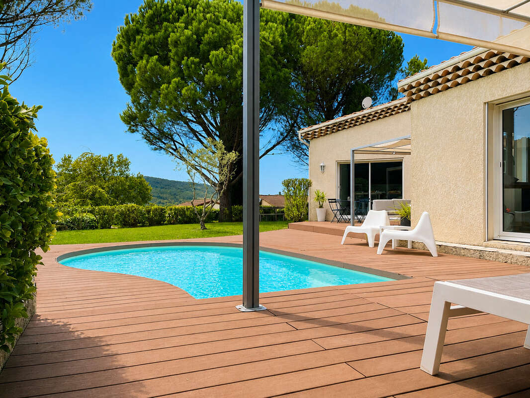 GRIGNAN - Maison d'architecte avec piscine et vue dégagée sur le château de Rochefort-en-Valdaine - photo 2