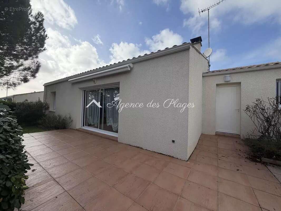 Maison à MESCHERS-SUR-GIRONDE