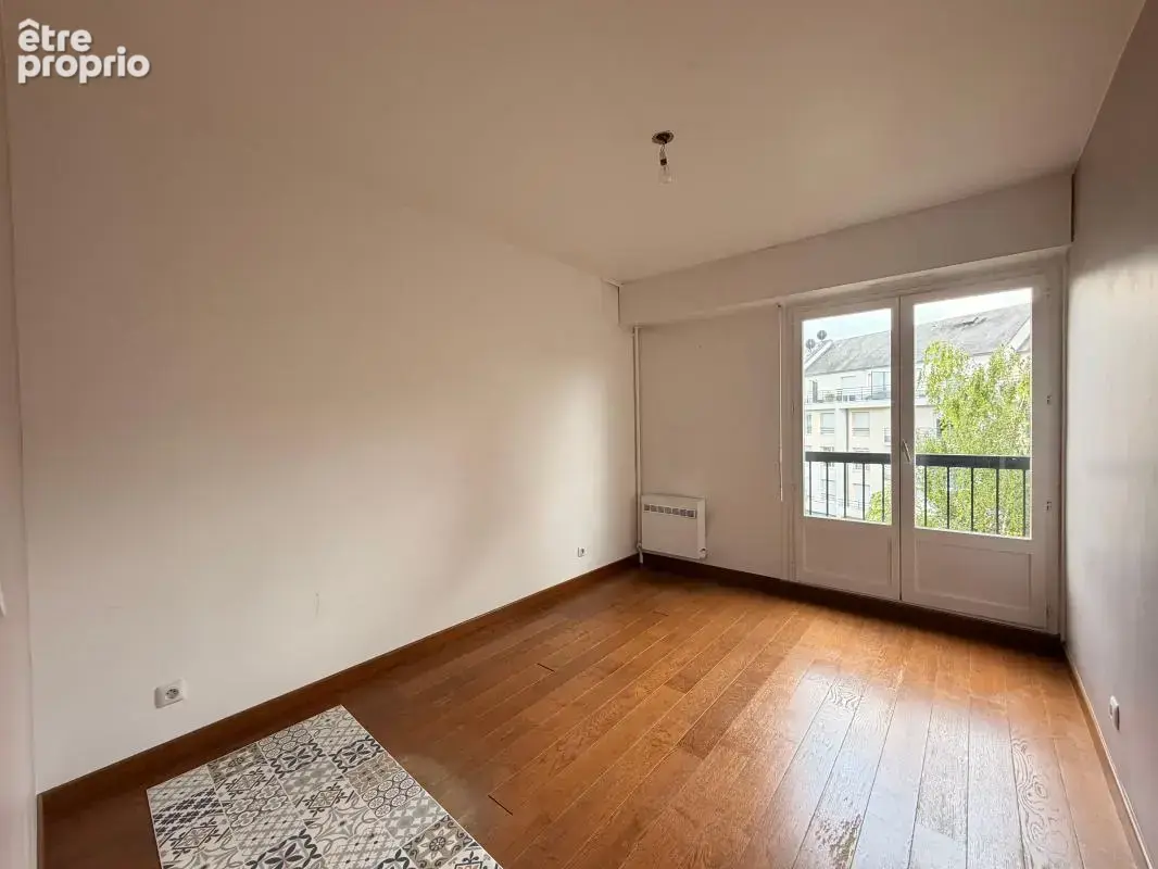Compiègne – 5 pièces lumineux avec balcon, parking & cave - photo 14