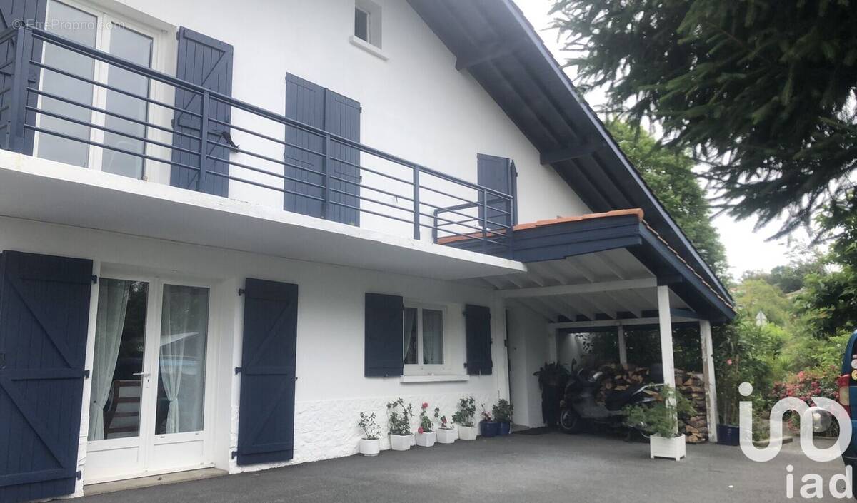 Photo 1 - Maison à SAINT-PIERRE-D'IRUBE