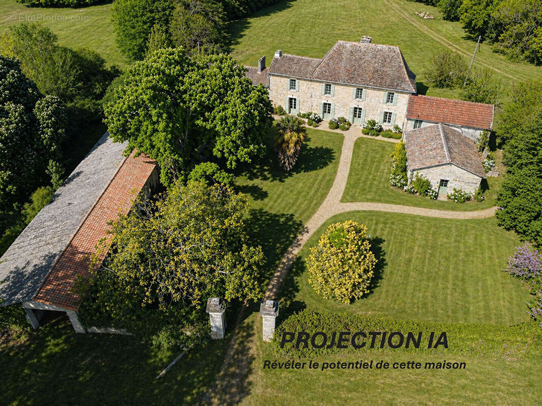 Maison à MIRAMBEAU