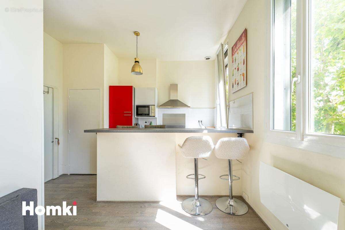 Appartement à MARSEILLE-5E