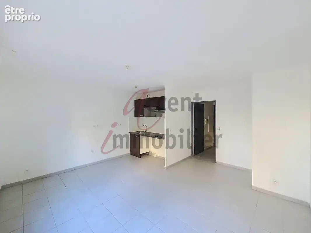 Avignon : Studio de plain-pied avec parking en résidence sécurisée - photo 6